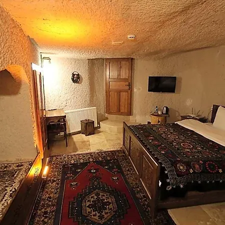 My Story Cave 5*